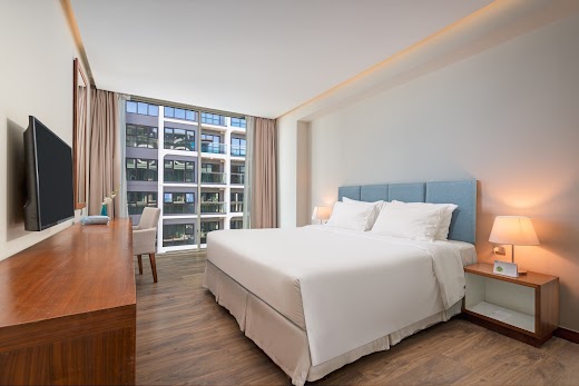 Alacarte Danang Beach ( A La Carte) – Delight with balcony