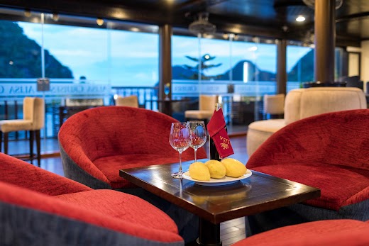 Alisa Premier Cruise – Đồ uống & quầy bar