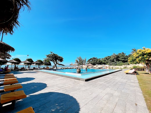 Aroma Beach Resort – Hồ bơi