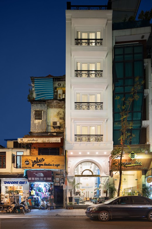 Brilliant Hotel And Spa – Tổng quan