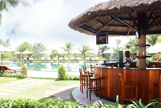 Cam Ranh Riviera Beach Resort & Spa – Đồ uống & quầy bar