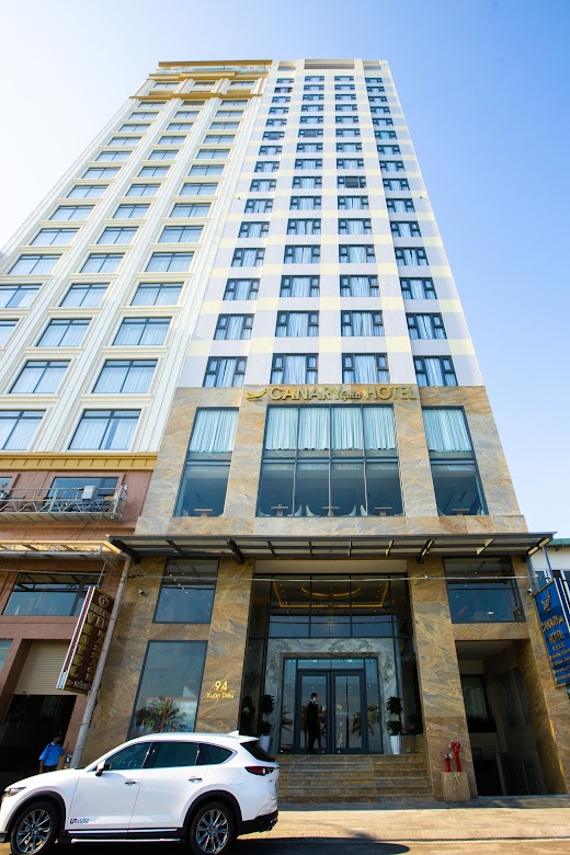 Canary Gold Hotel – Building