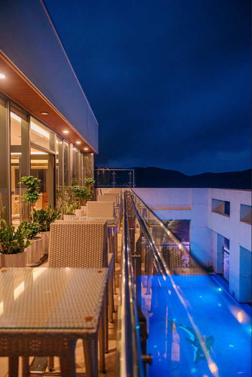 Canary Gold Hotel – Đồ uống & quầy bar