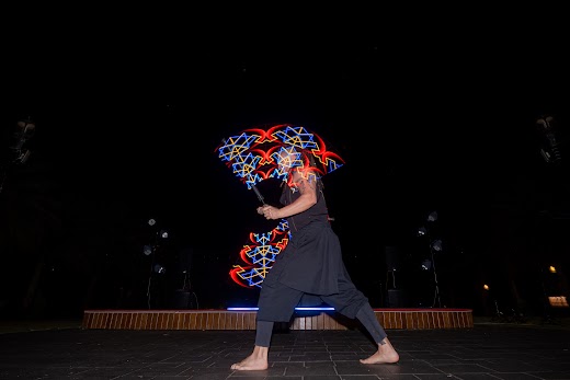 Centara Mirage Resort Mũi Né – Fire & LED show