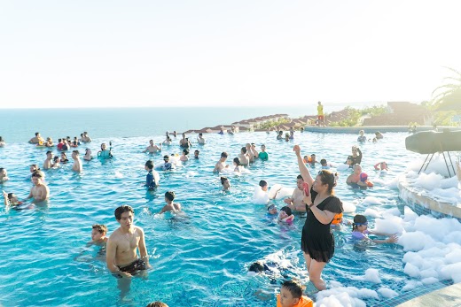 Centara Mirage Resort Mũi Né – Foam Party