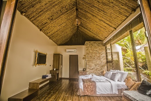 Coral Bay – Bãi biển