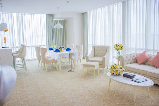 Diamond Bay Resort & Spa – Phòng Suite