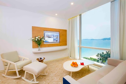 Diamond Bay Resort & Spa – Phòng Suite