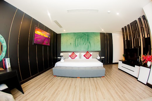 Diamond Hotel Van Don – Phòng Suite
