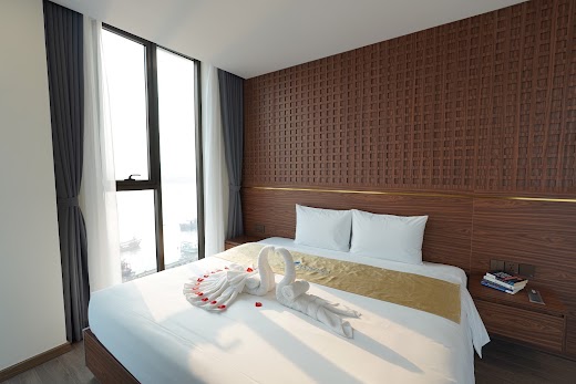Diamond Sea Hotel – SIGNATURE ROOM
