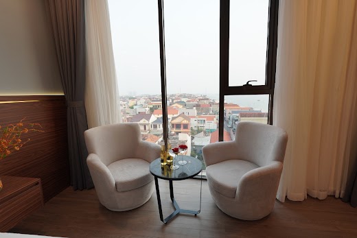 Diamond Sea Hotel – PREMIER KING ROOM