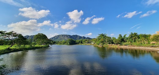 Emeralda Resort Ninh Bình – Sân cỏ – tiệc ngoài trời