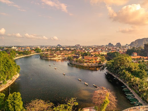 Emeralda Resort Tam Coc – 