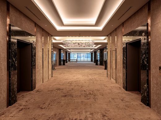 Grand Plaza Hanoi Hotel – Tổng quan