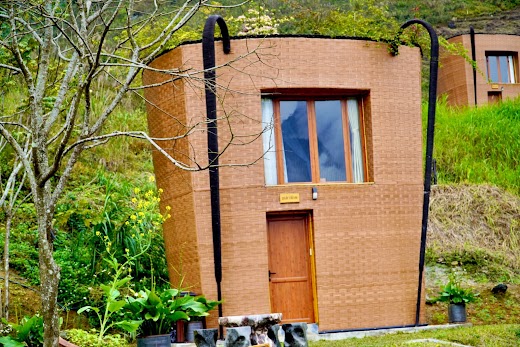 H'mong Village – QUẨY TẤU BUNGALOW - 1 giường lớn 1,8m