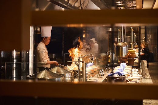 Hilton Hotel Đà Nẵng – Brasserie Nam
