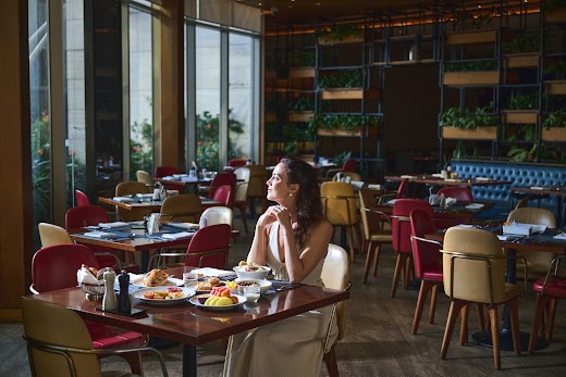 Hilton Hotel Đà Nẵng – Ăn sáng tại phòng