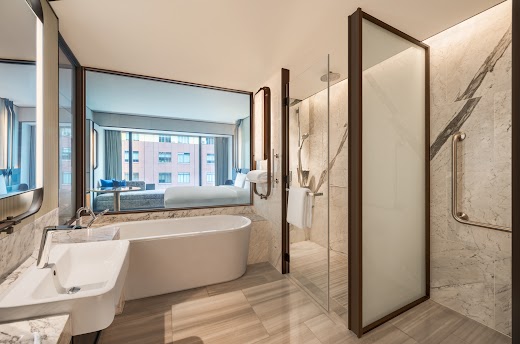 Hilton Saigon – . Guest Room / Guest City View Room