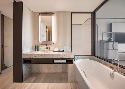 Hilton Saigon – Phòng Deluxe