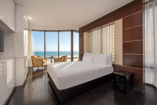 Holiday Beach Hotel – Phòng Suite