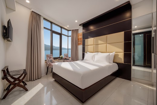 Holiday Beach Hotel – Phòng Deluxe