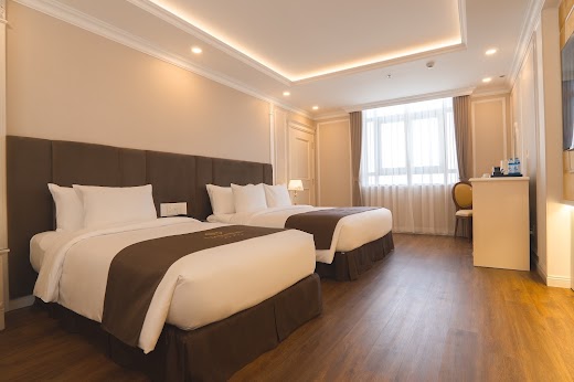 Lachateau Hotel – Phòng Deluxe