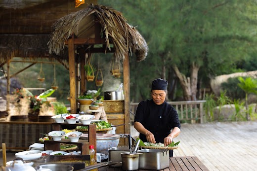 Lalya Ninh Van Bay – F&B