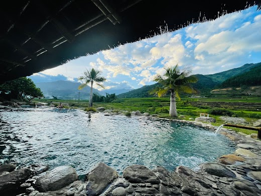 Le Champ Tú Lệ – Khoáng nóng Nậm Họn/ Nam Hon Hot Spring