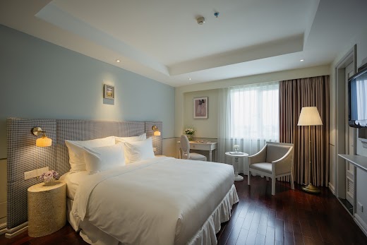 Le Jardin Hotel & Spa – . Chic Wing