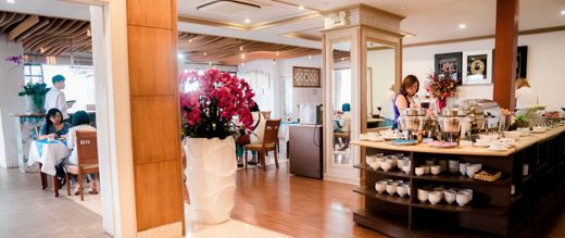 Lotus Saigon Hotel – Tổng quan