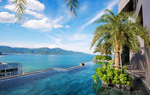 M Hotel Da Nang – Hồ bơi