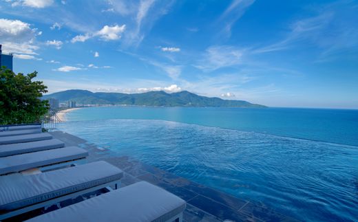 M Hotel Da Nang – Hồ bơi