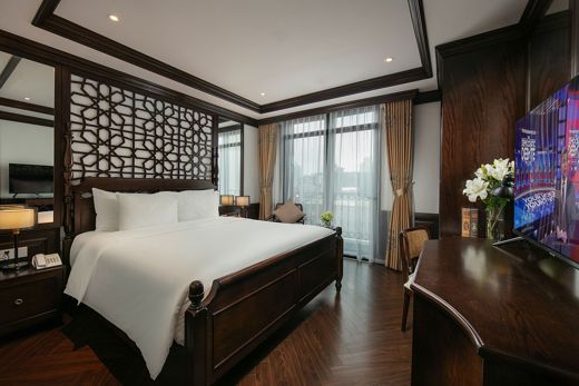 May De Ville Crown Hotel & Spa – Phòng nghỉ