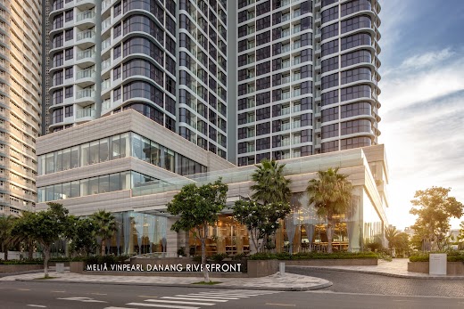Melia Vinpearl Danang Riverfront – Facade