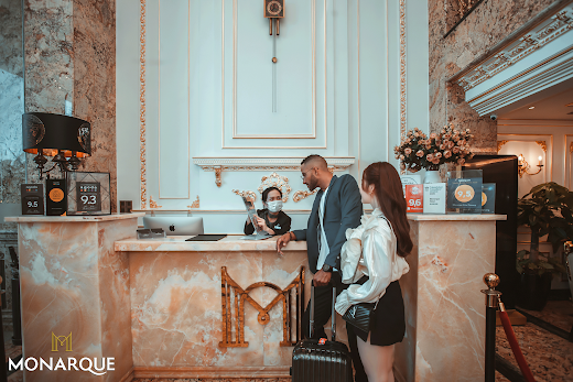 Monarque Hotel Danang – Tổng quan