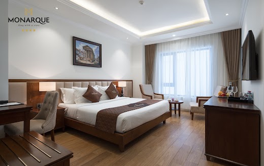 Monarque Hotel Danang – Tổng quan