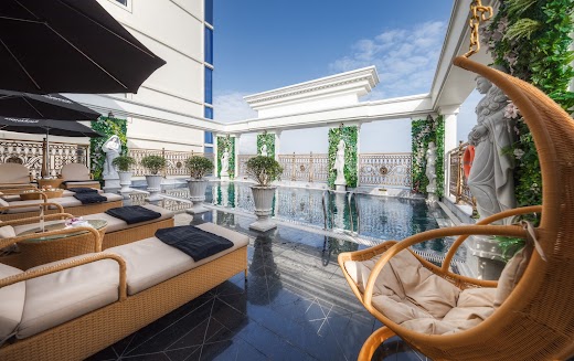 Monarque Hotel Danang – Tổng quan