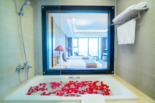 MƯỜNG THANH LUXURY ĐÀ NẴNG (VÕ NGUYÊN GIÁP str) – Phòng Deluxe