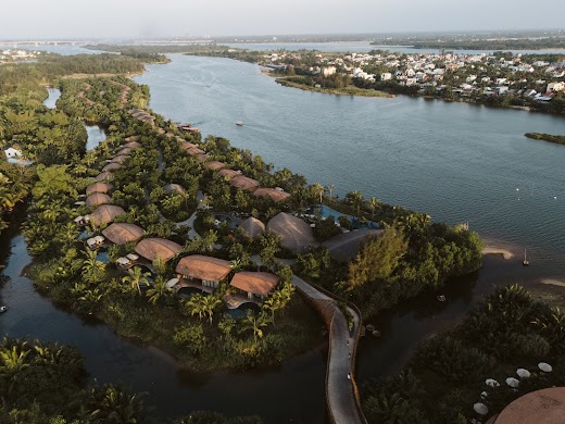 Namia River Retreat – . Landscape