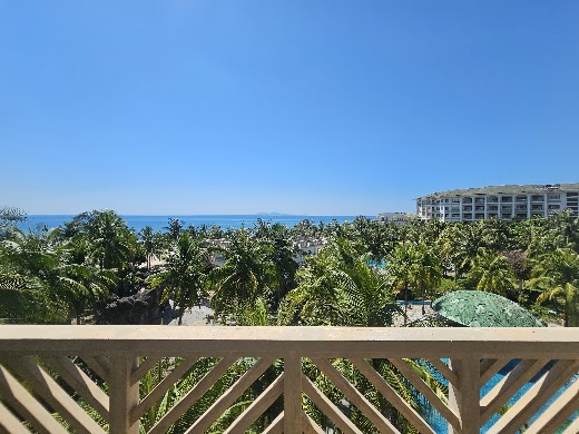 Olalani Resort & Condotel – Condo 2