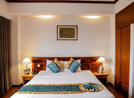 Oscar Saigon Hotel – Phòng Deluxe