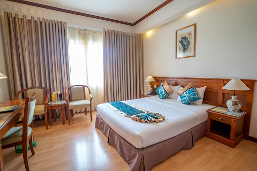 Oscar Saigon Hotel – Phòng Deluxe