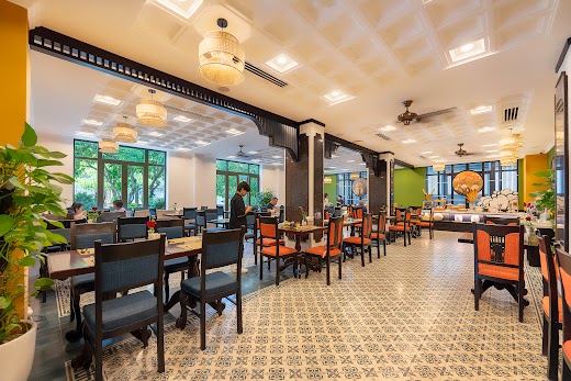 Qualia De Hotel Hoi An – Nhà hàng & lê tân