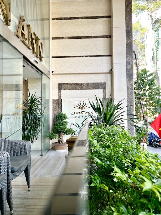 Queen Ann Hotel – . OUTSIDE BUILDING - MẶT TIỀN