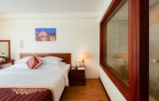 Red Sun Nha Trang – Phòng Deluxe