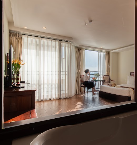 Red Sun Nha Trang – Phòng Suite