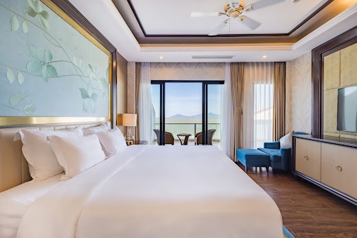 Renaissance Hội An Resort & Spa – Phòng Suite