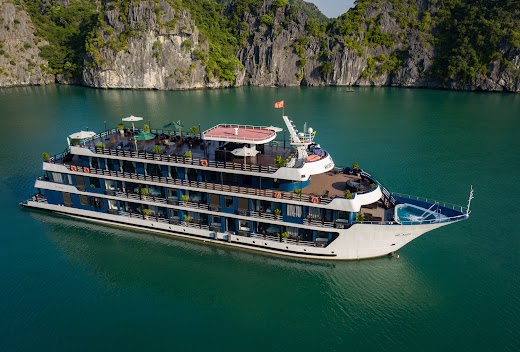 Rosy Cruise – Tổng quan