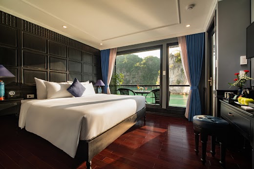 Rosy Cruise – Phòng Suite