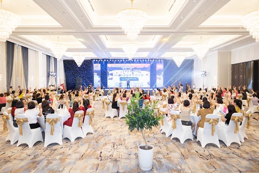 Royal Ha Long – .08 Kim Liên